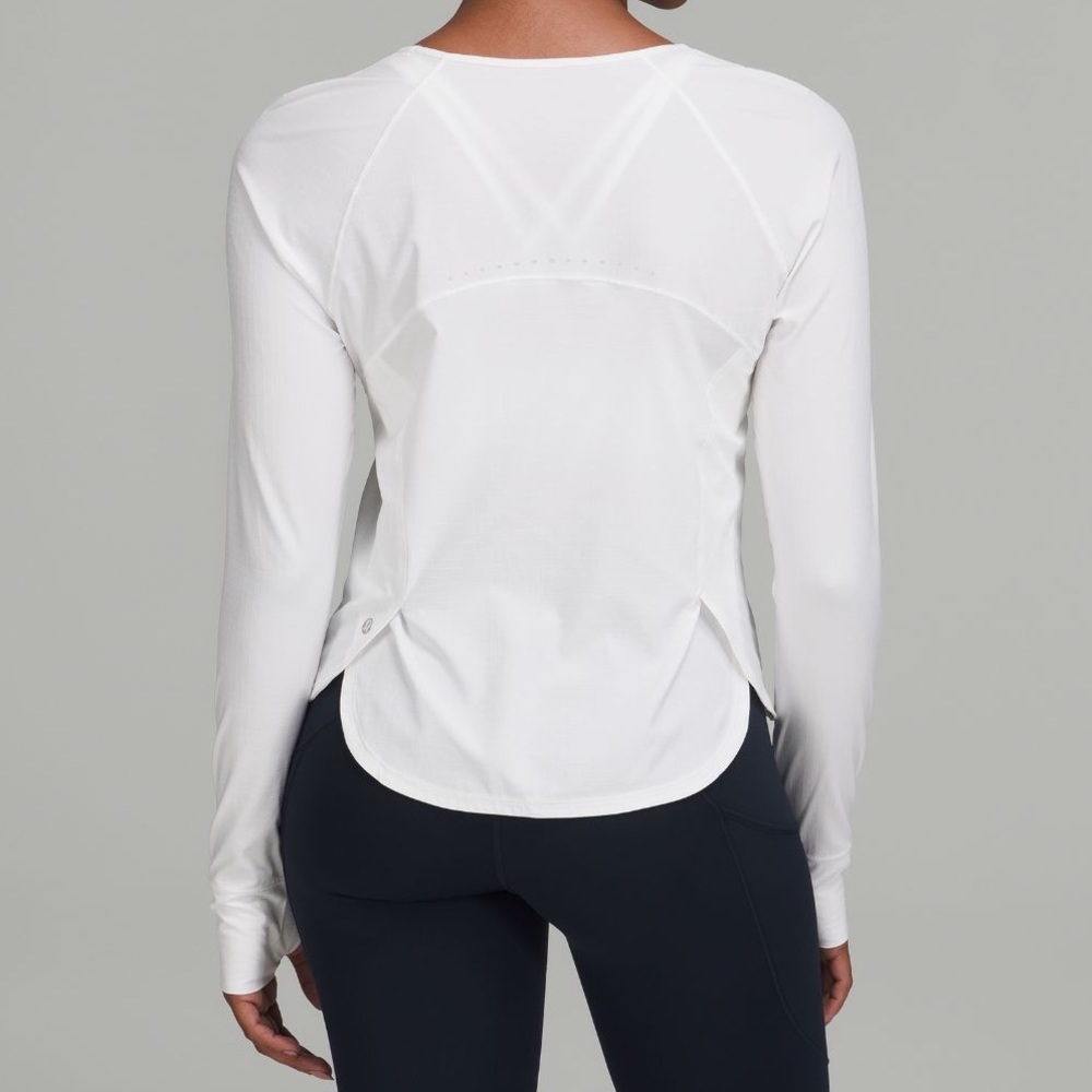 NWT! NEW lululemon lightweight stretch run long sleeve  (white)